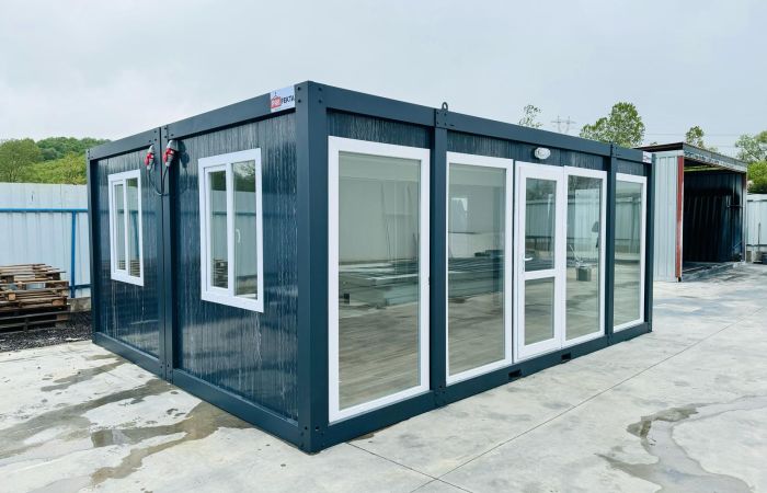 Temporäre Containerlösungen für öffentliche Gebäude in der Renovierungsphase