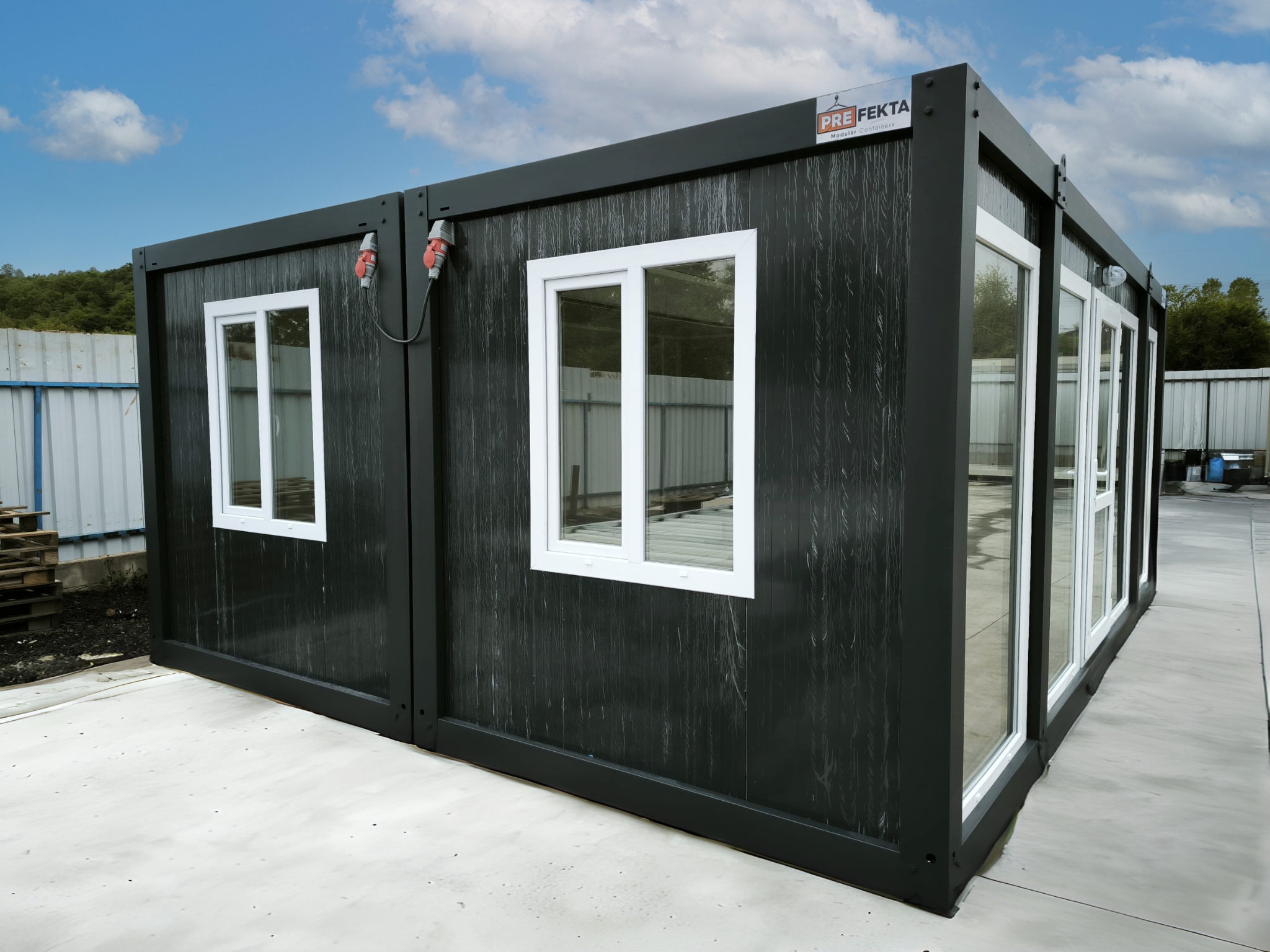 Transport, Montage und Logistik: So sorgt Prefekta für eine schnelle und reibungslose Containerlieferung
