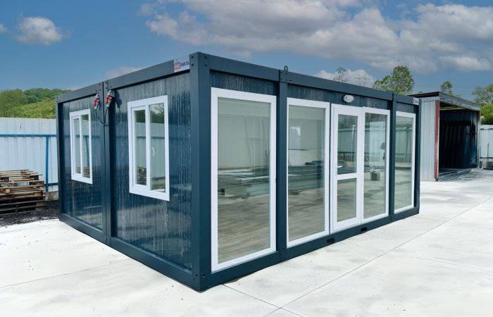 Temporäre Containerlösungen für öffentliche Gebäude in der Renovierungsphase