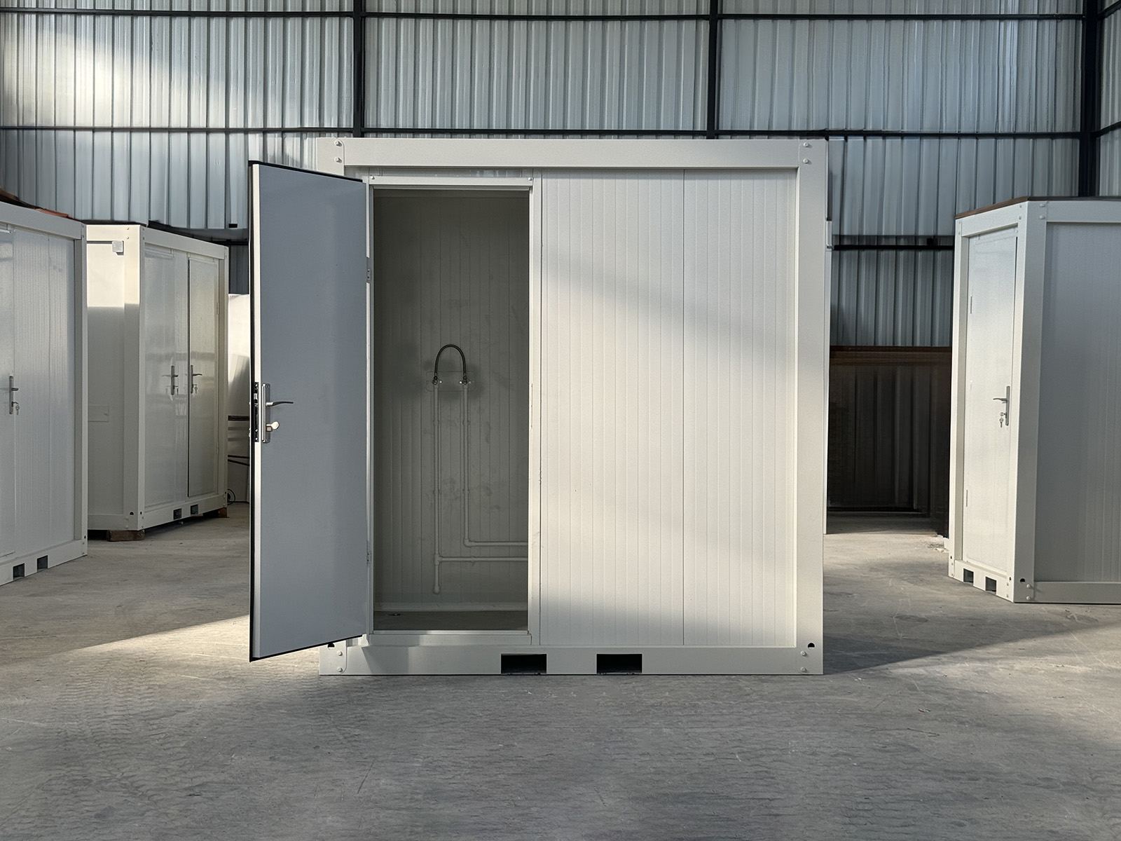 Duschcontainer kaufen – hygienische & flexible Duschlösungen | Prefekta