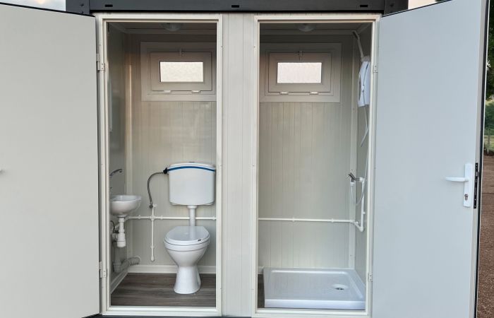 WC- & Duschcontainer kaufen – hygienische Sanitärlösungen | Prefekta