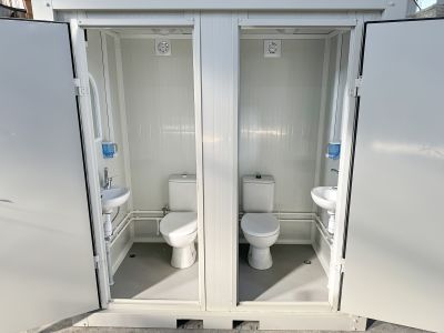 Sanitärcontainer Doppel WC