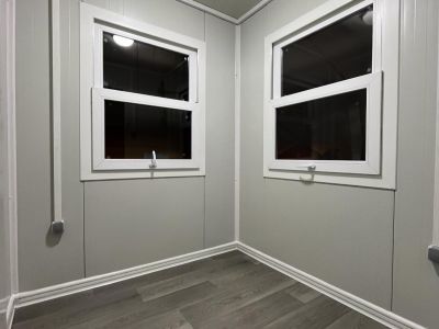 Pförtnerhaus |Personenüberwachung - 150x150 cm